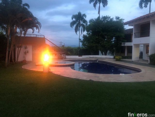 Casa Campestre amoblada Villa Tomas  Cerritos Pereira - Finca en Pereira, Risaralda